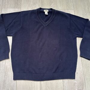 Vintage men's LL Bean v neck navy pullover knit chunky cotton sweater size large